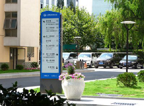 桐乡哪些因素影响宣传栏的制作？